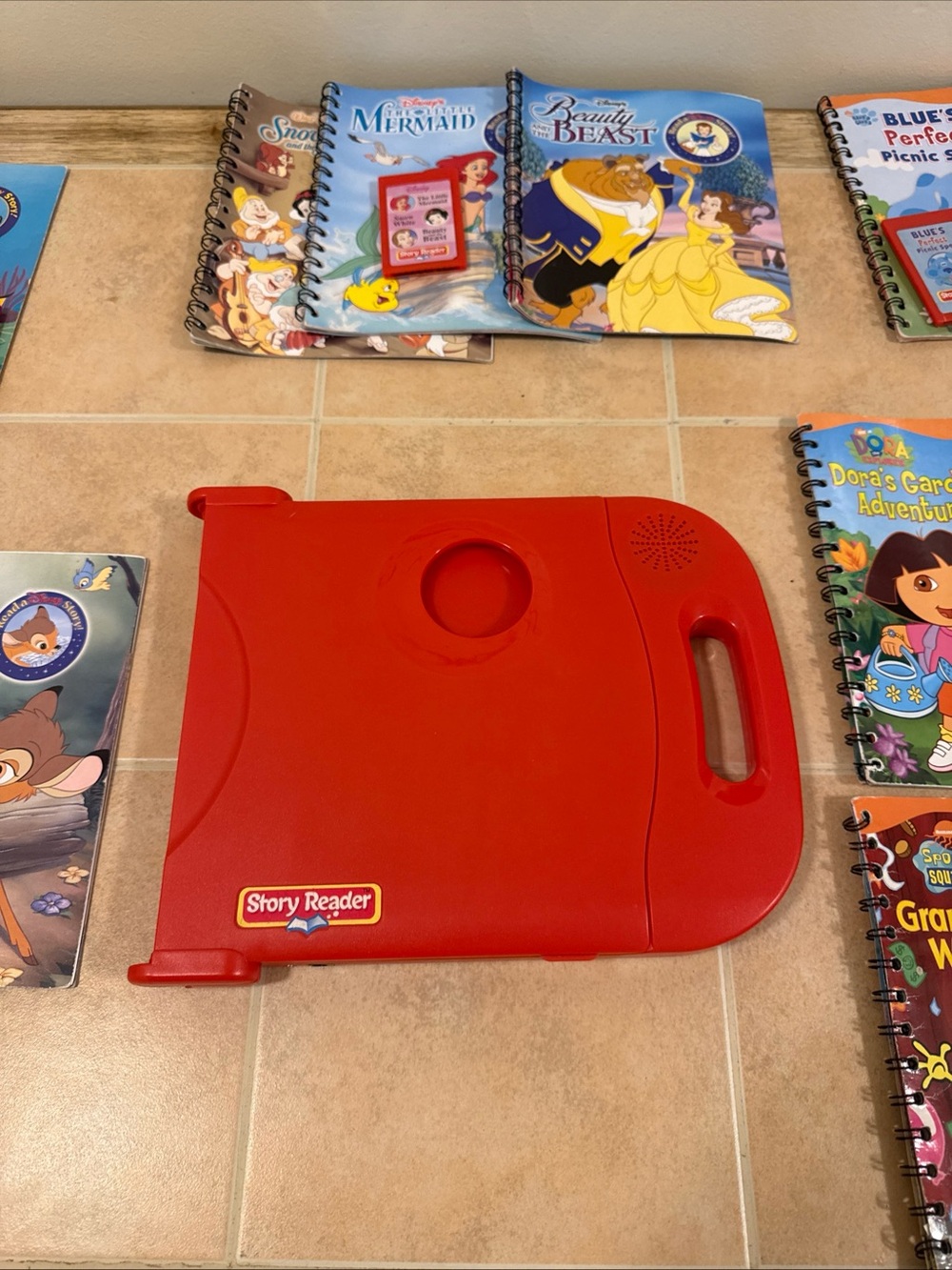 VINTAGE 2003 STORY READER WITH BOOKS & CARTRIDGES TESTED WORKS